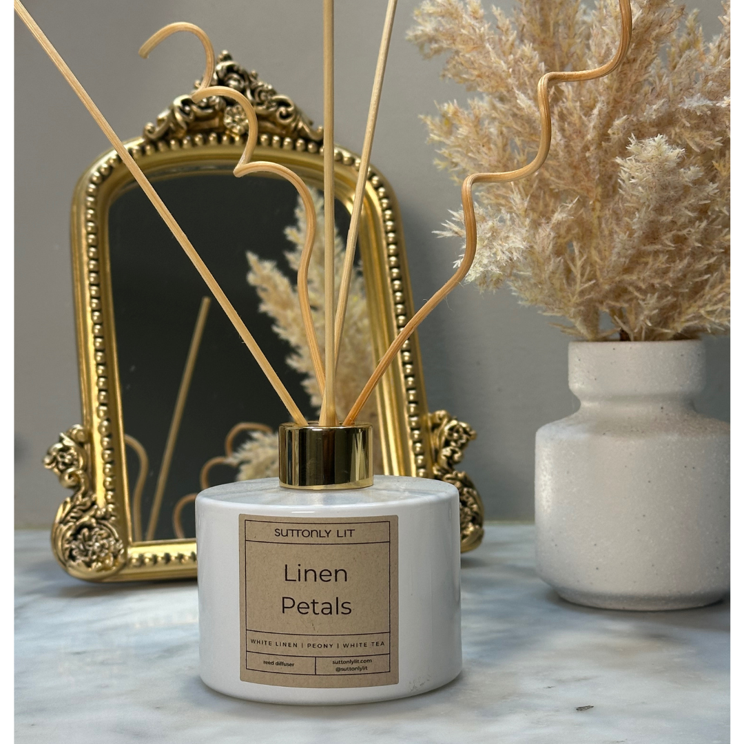 Linen Petals Reed Diffuser